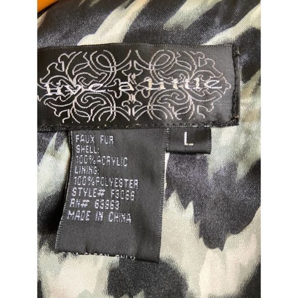 Live a‎ Little Women's  Brown Black Faux Fur Vest  Large - Picture 3 of 7